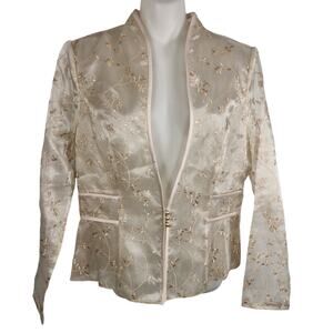Ever Beauty Floral Embroidered Jacket Soutache Pearl Button 8 Coquette Romantic